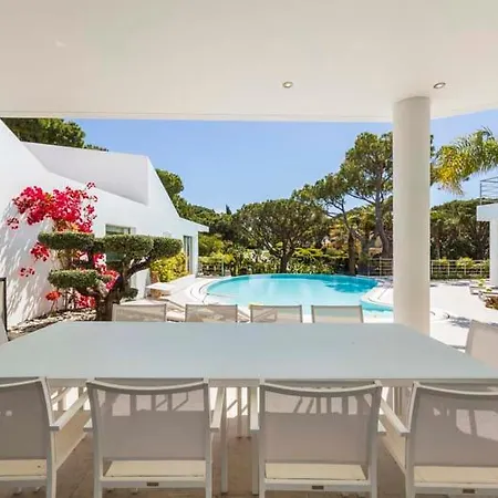 Villa Sleeps 14 With Pool Air Con And Wifi Quinta do Lago